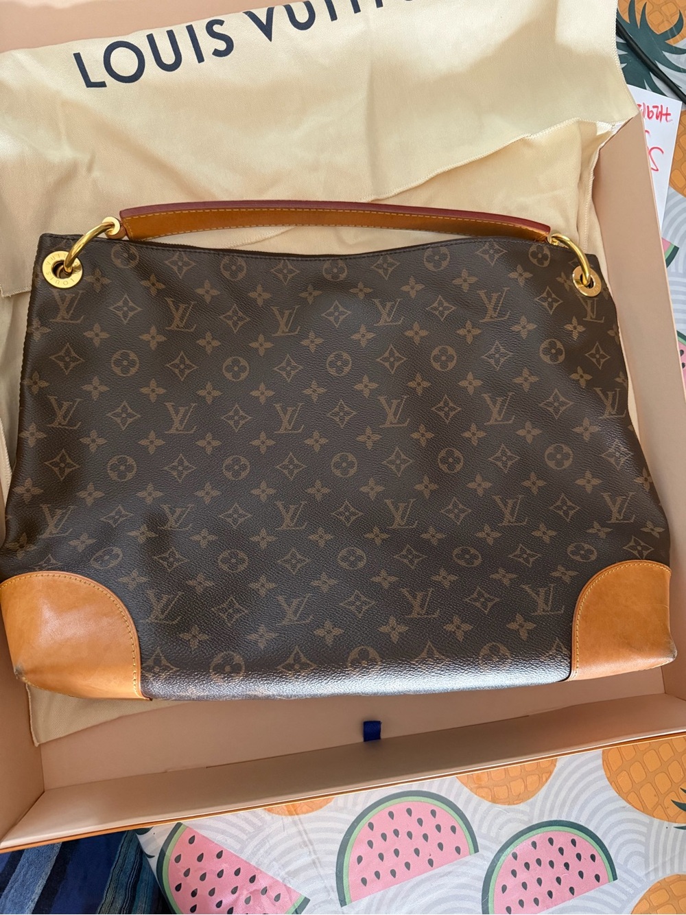 Louis Vuitton Mono Berri MM